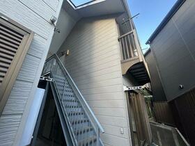 16/16 エントランス