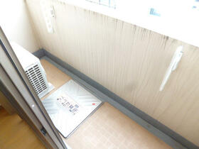 13/16 バルコニー