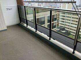 13/16 バルコニー