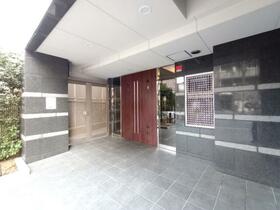 4/4 エントランス