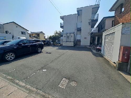14/19 駐車場