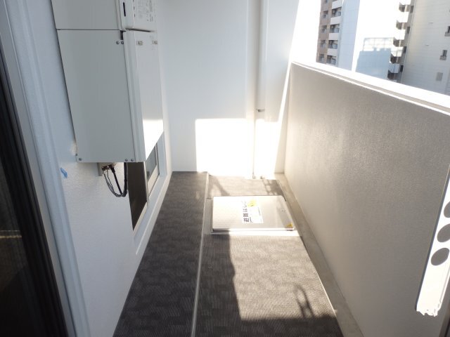 2/2 エントランス