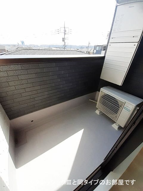 13/20 バルコニー