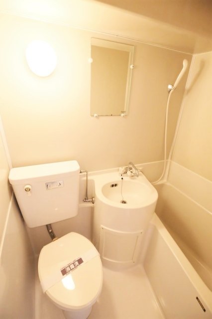 13/14 エントランス