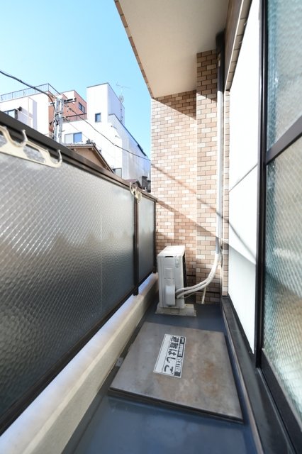 19/29 バルコニー