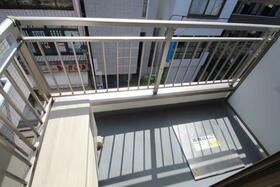 13/16 バルコニー