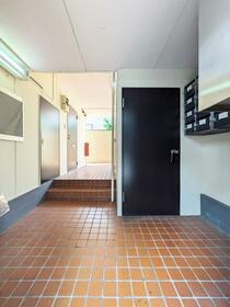 15/16 エントランス