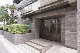 15/15 エントランス