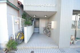 14/14 エントランス