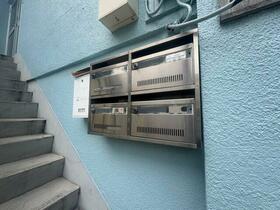 2/2 エントランス