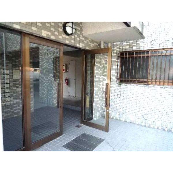 3/3 エントランス