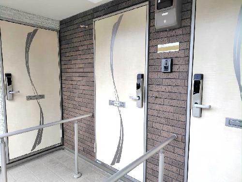 3/8 エントランス