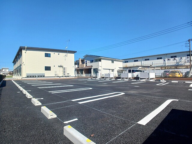14/19 駐車場