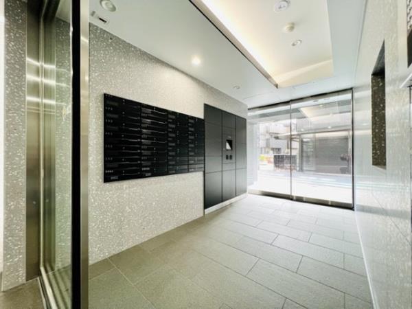 2/5 エントランス