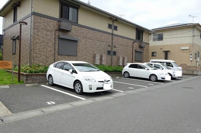 5/5 駐車場
