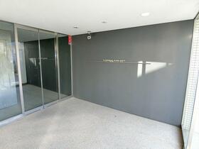 15/15 エントランス