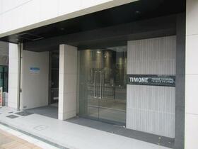 16/16 エントランス