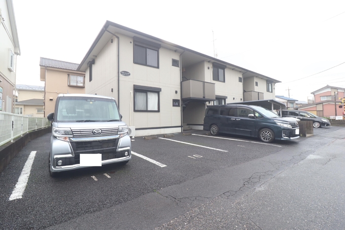 14/14 駐車場