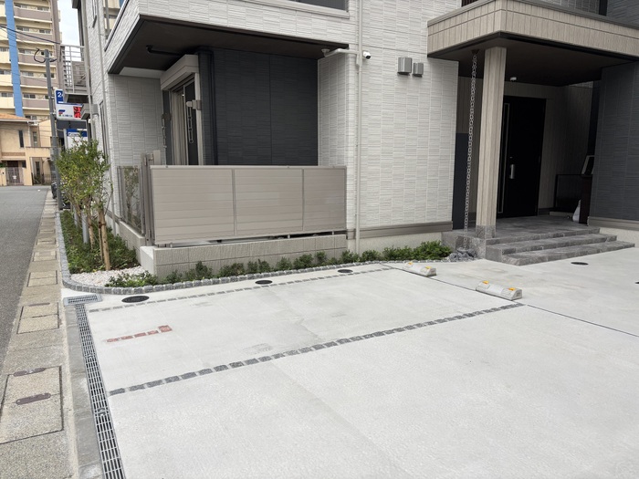 18/18 駐車場