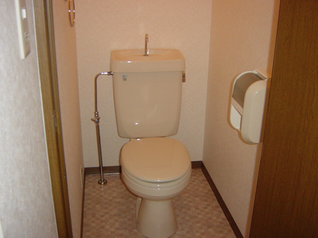 16/28 トイレ