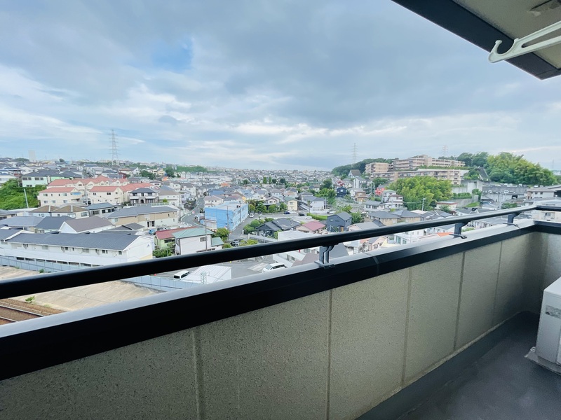13/23 バルコニー