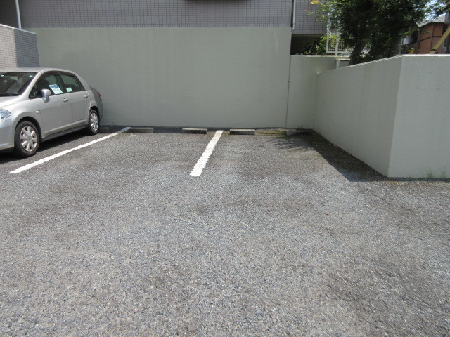 20/24 駐車場