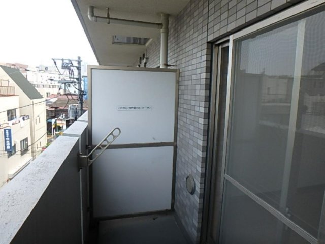 13/28 バルコニー