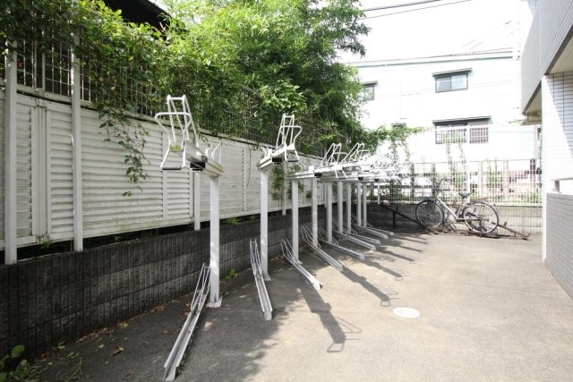 21/24 エントランス
