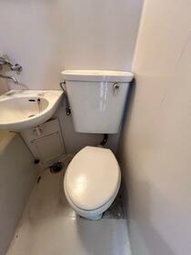 13/16 トイレ