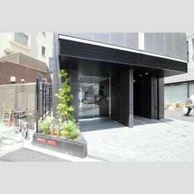 2/3 エントランス