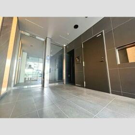 3/3 エントランス