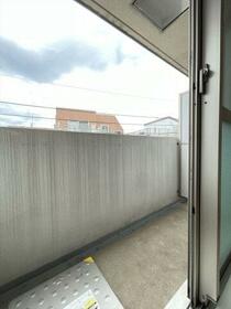 13/16 バルコニー