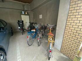 14/14 エントランス