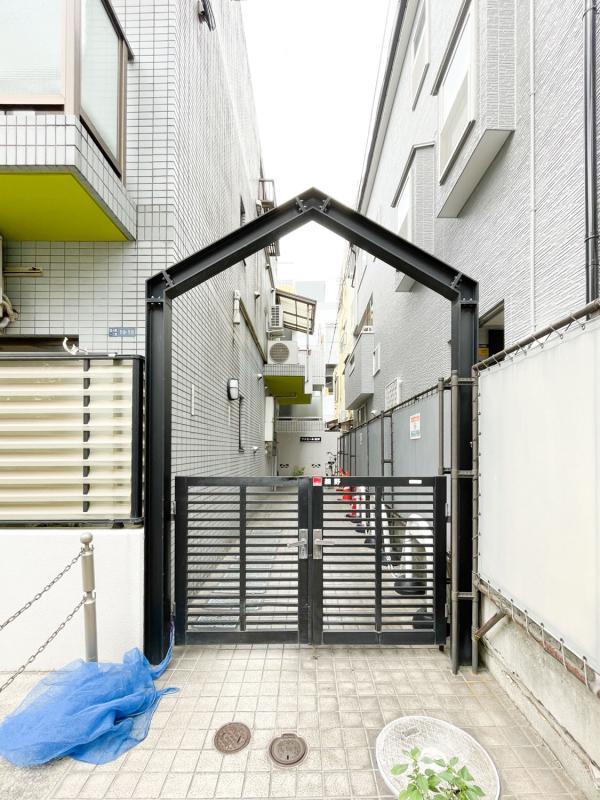 18/18 エントランス