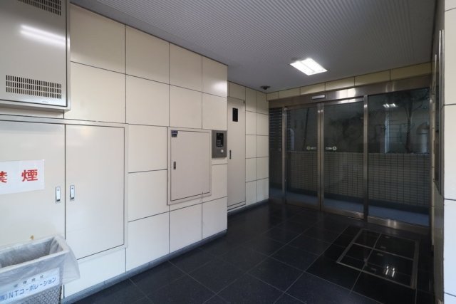 2/5 エントランス