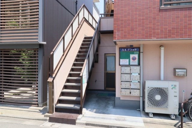2/3 エントランス