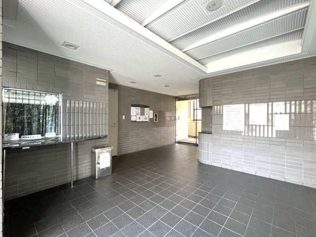 20/22 エントランス