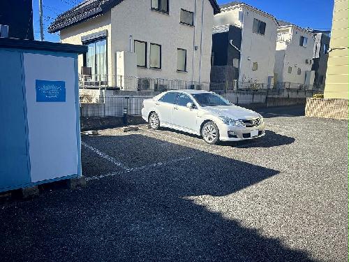 13/16 駐車場
