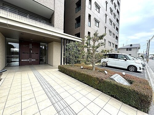21/21 エントランス