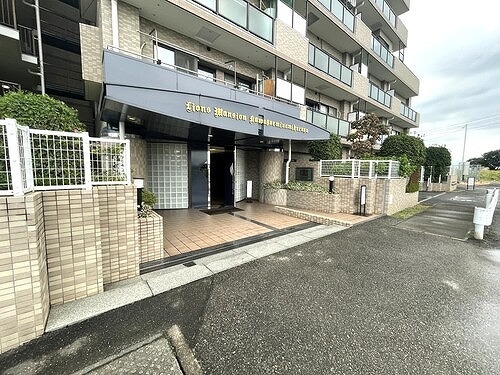 3/3 エントランス