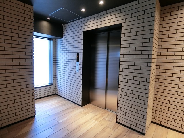 3/10 エントランス