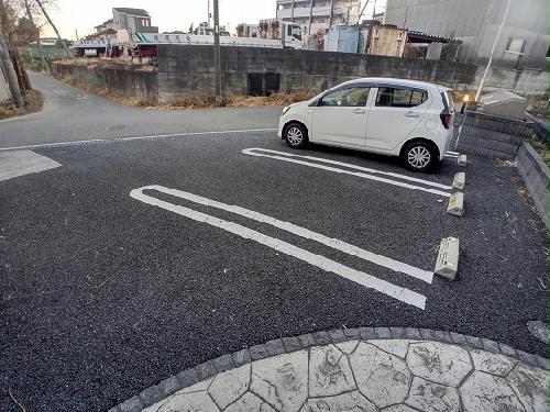 14/14 駐車場