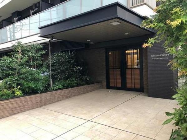 3/3 エントランス