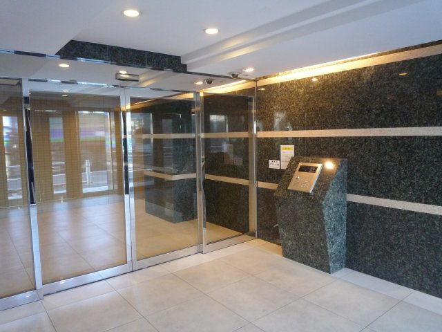 4/4 エントランス