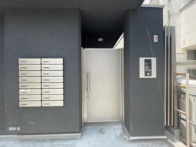 2/5 エントランス