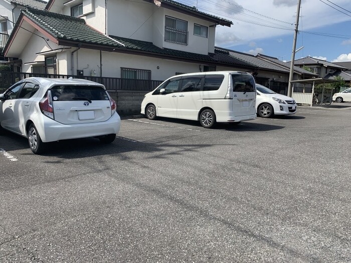 3/4 駐車場