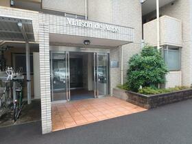 14/16 エントランス