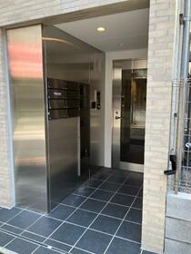 9/11 エントランス