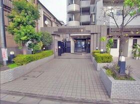 15/16 エントランス