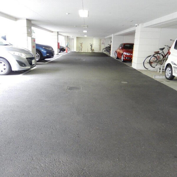 14/22 駐車場